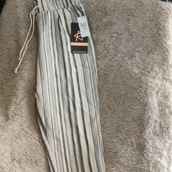 pants - Picture 8 of 9